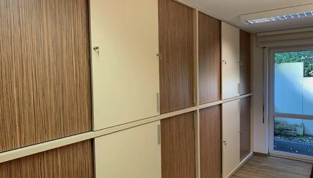 440x250 Referenzen Martec Büroschrank