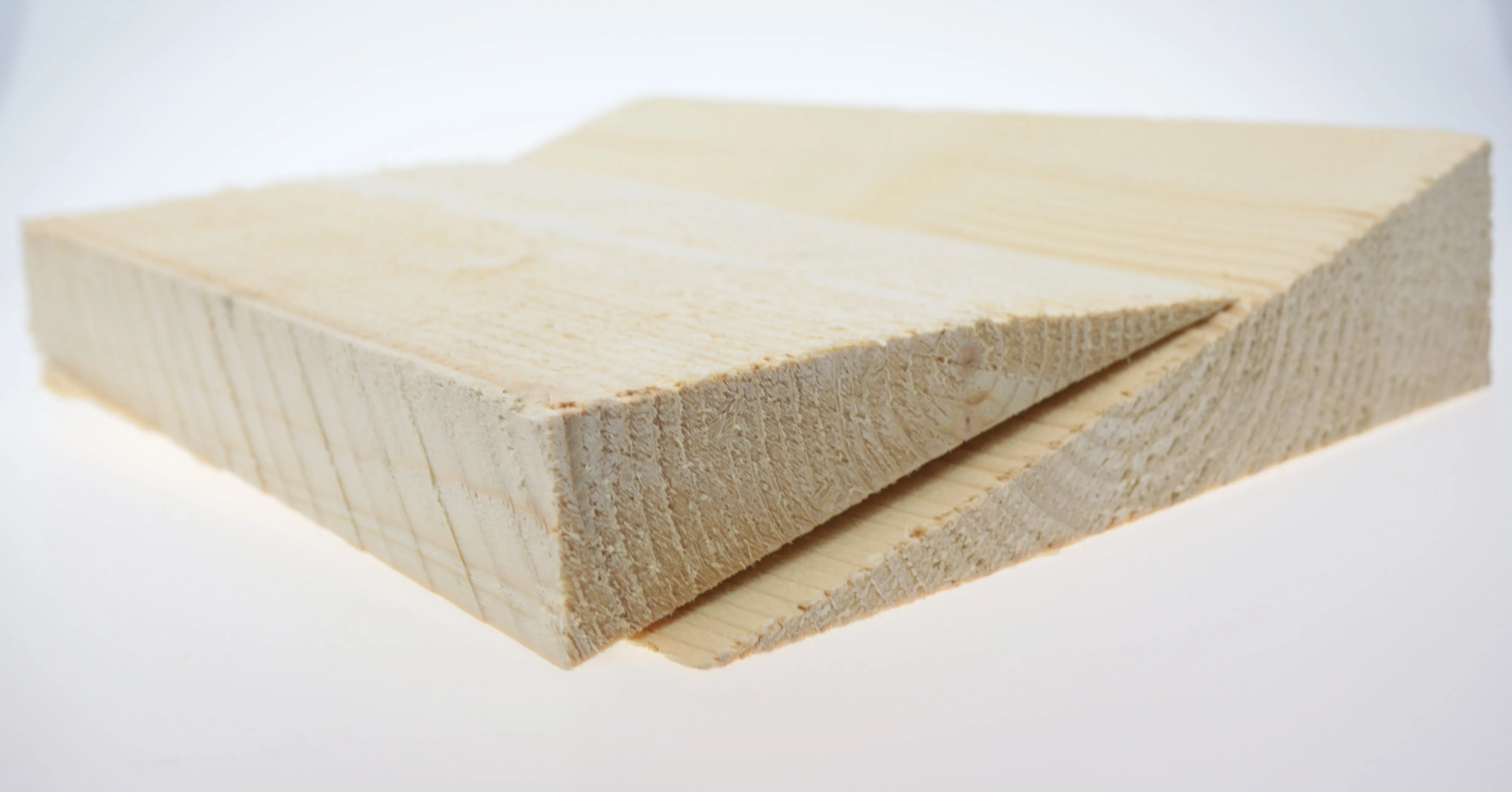 \\Ad.wurzbacher.de\systems\Allgeier\ShopBilder\Holzbau\Eigenaufnahmen\Fichte Keilbohlen getrocknet 0mm\IMG_2821.JPG