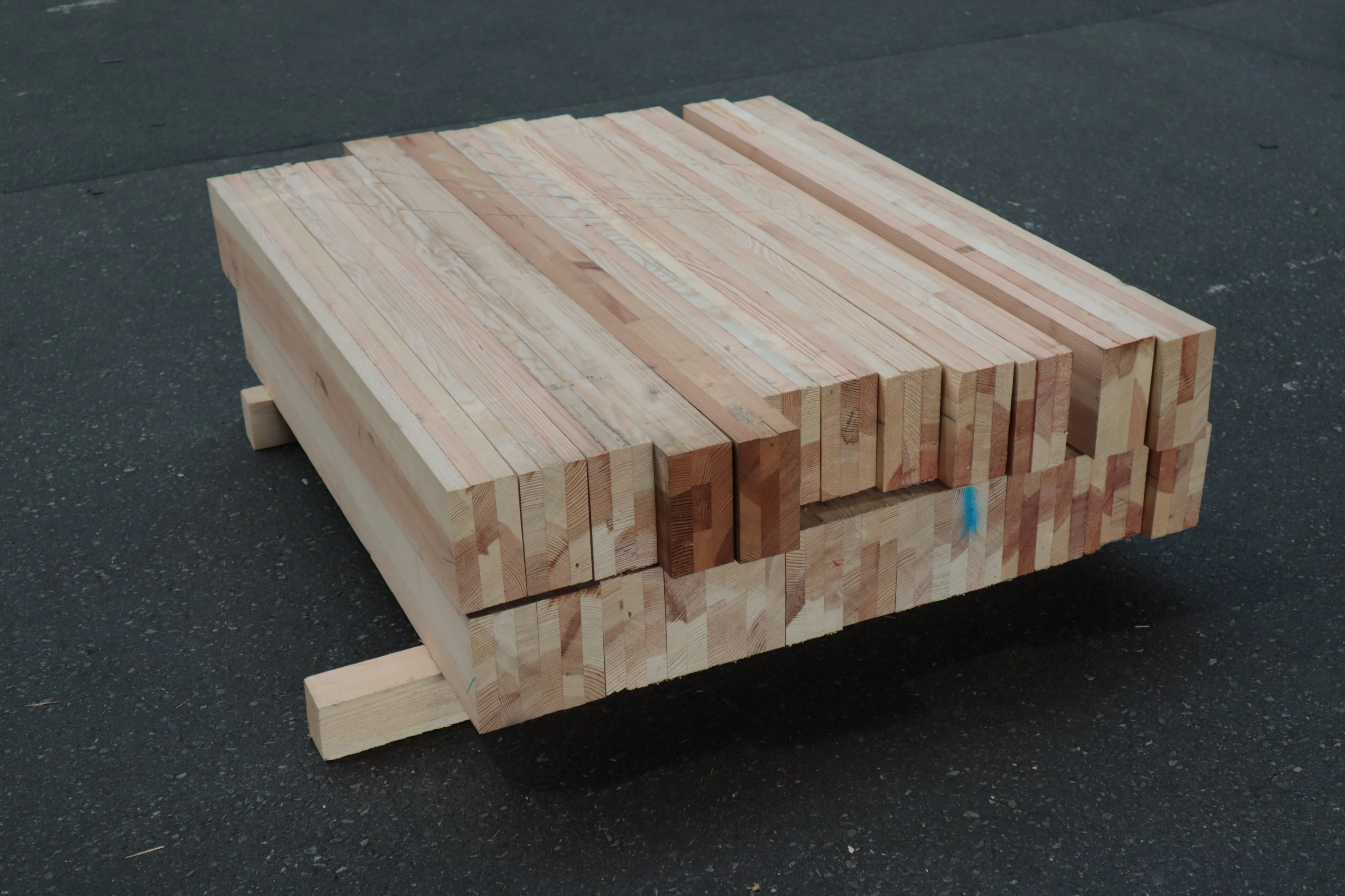 \\Ad.wurzbacher.de\systems\Allgeier\ShopBilder\Holz- und Plattenwerkstoffe\T&uuml;r- & Fensterkanteln EA\72x145mm T&uuml;rkantel Kiefer 110cm\IMG_2539.JPG