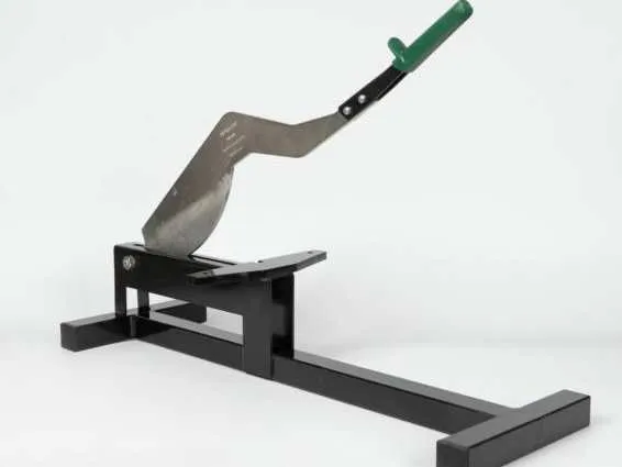 \\Ad.wurzbacher.de\systems\Allgeier\ShopBilder\Fassade\James Hardie\HardieGuillotine.JPG