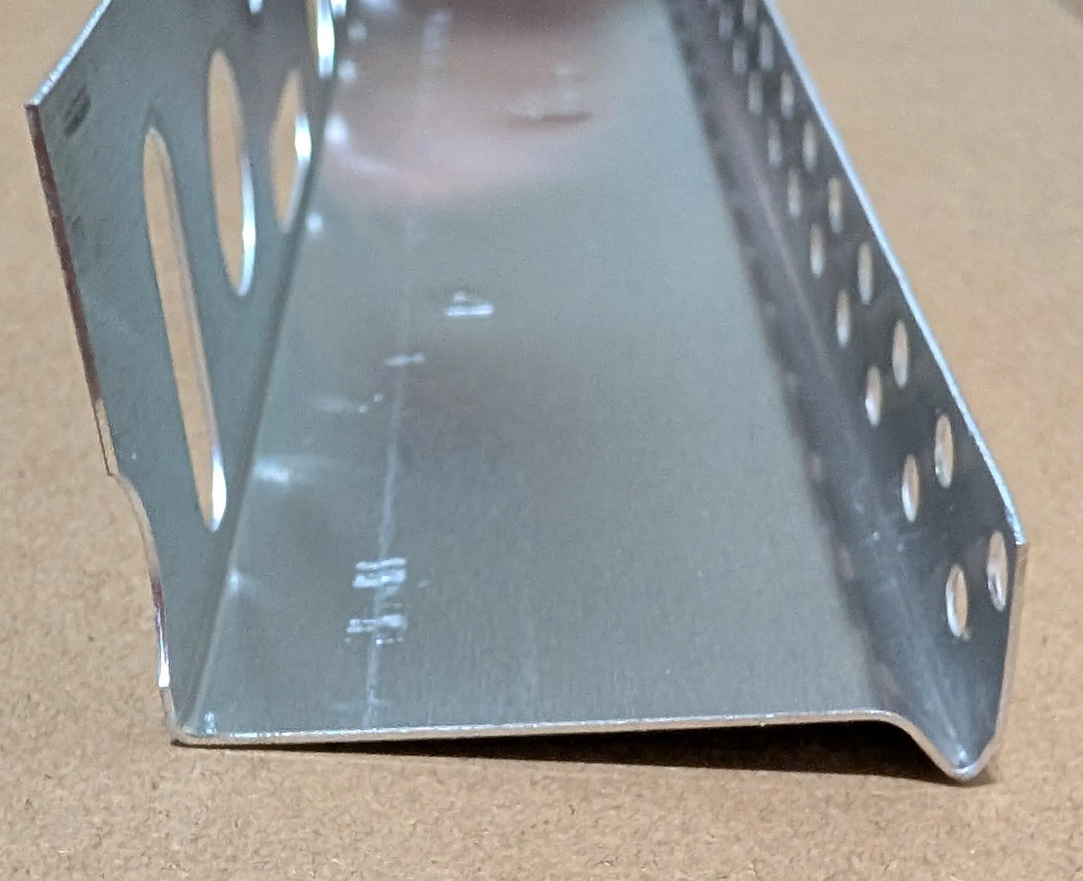 80mm Sockelabschlu&szlig;profil ALU      2,50m