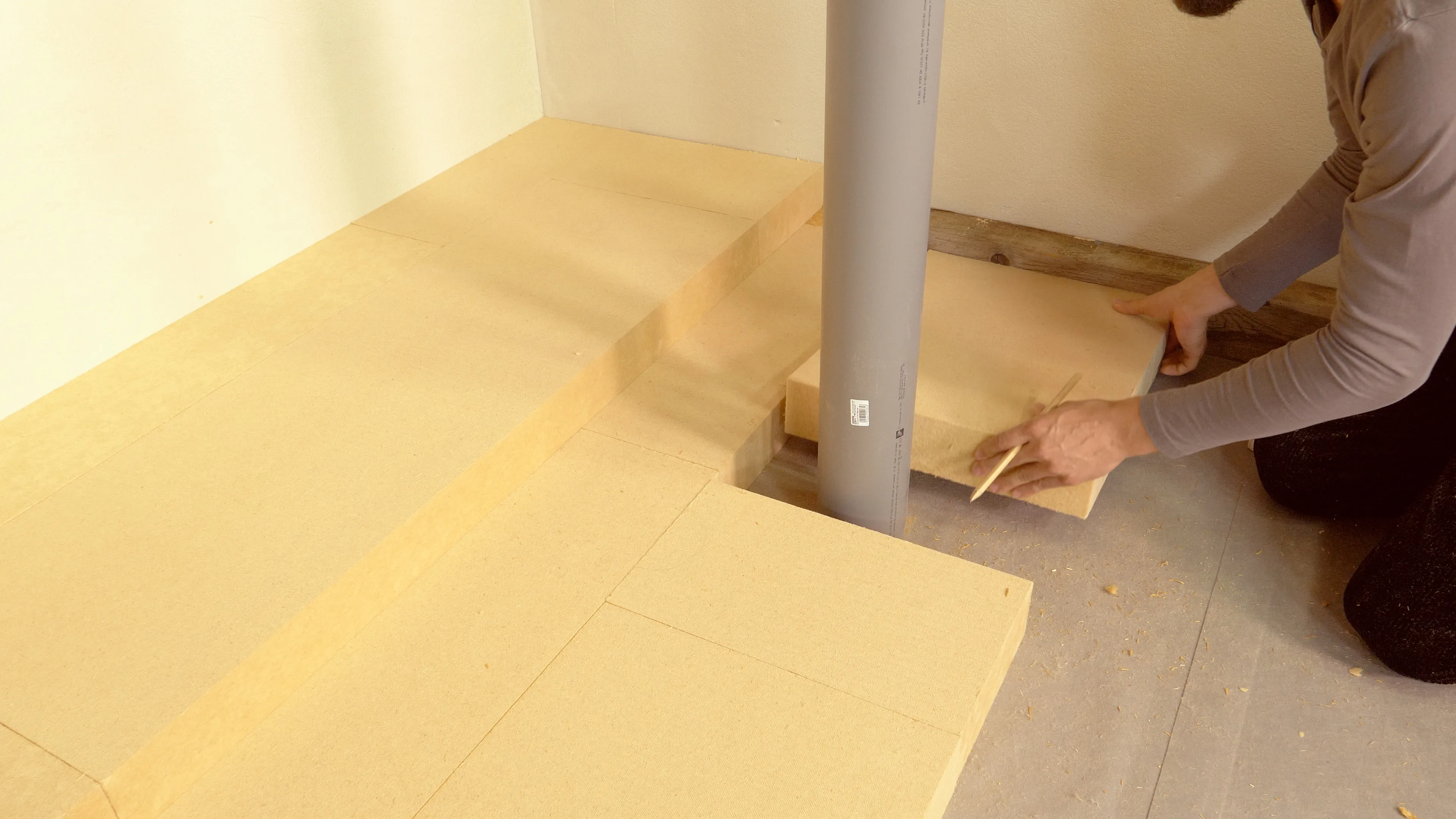 \\Ad.wurzbacher.de\systems\Allgeier\Shopbilder\Dämmung\Steico\STEICO_Productrange\STEICOtop\Bildmaterial\07_Motiv_Verarbeitung_STEICOtop_Bildrechte steico.com_Durchdringung.jpg