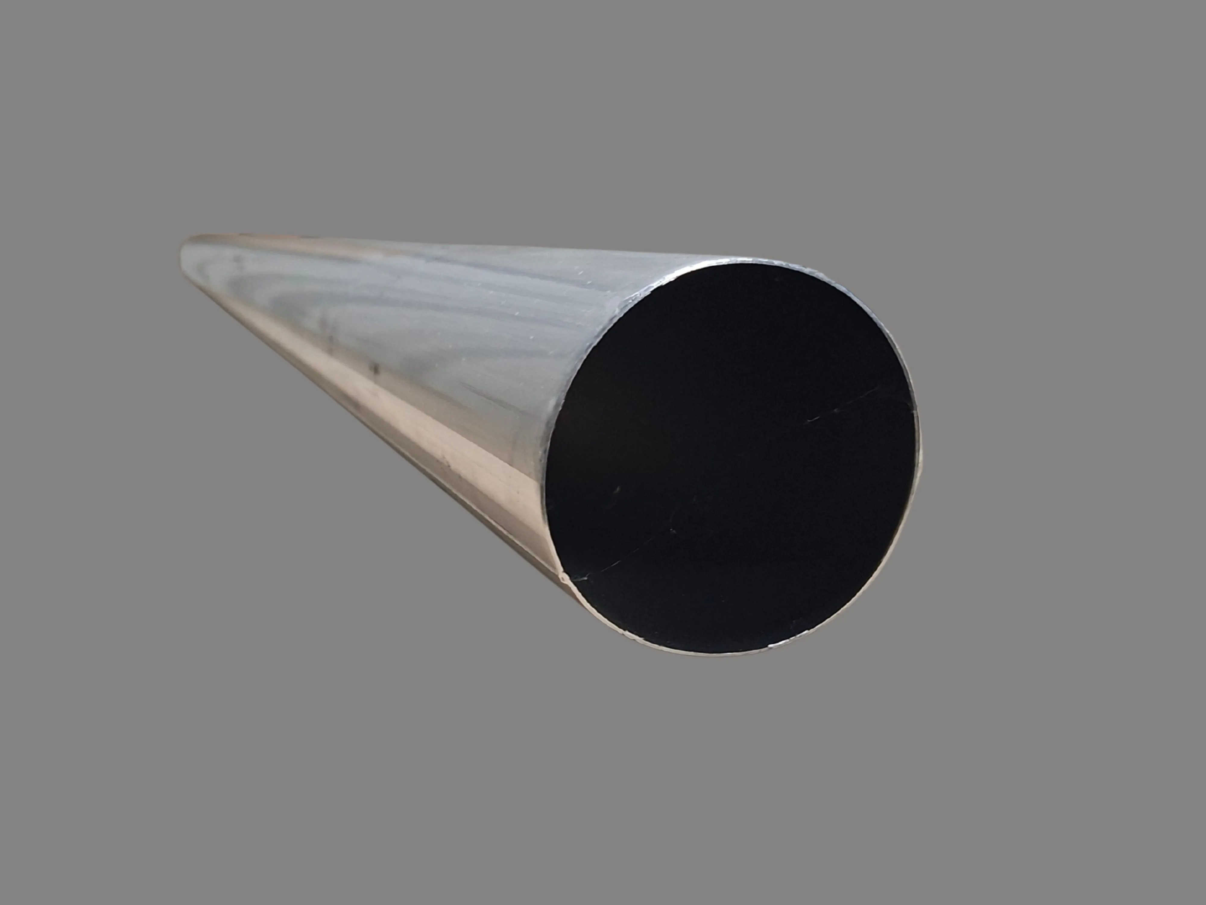 \\ad.wurzbacher.de\Systems\Allgeier\Shopbilder\Eisenteile\Eigenaufnahmen\Alu Dachrinnen-Ablaufrohr 100mm - 48301140.jpg