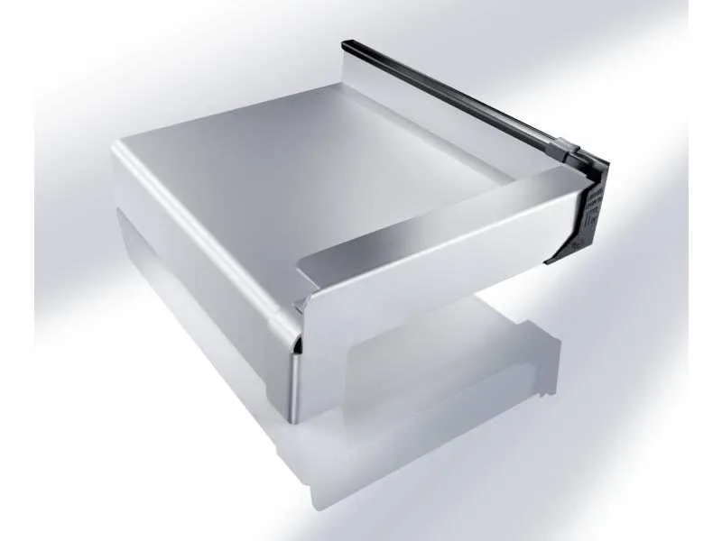 \\Ad.wurzbacher.de\systems\Allgeier\ShopBilder\Bauelemente\Gutmann\Gutmann_silber_w mit Abschlu&szlig;, Dichtst&uuml;ck, Alu-Abschlussprofil.JPG