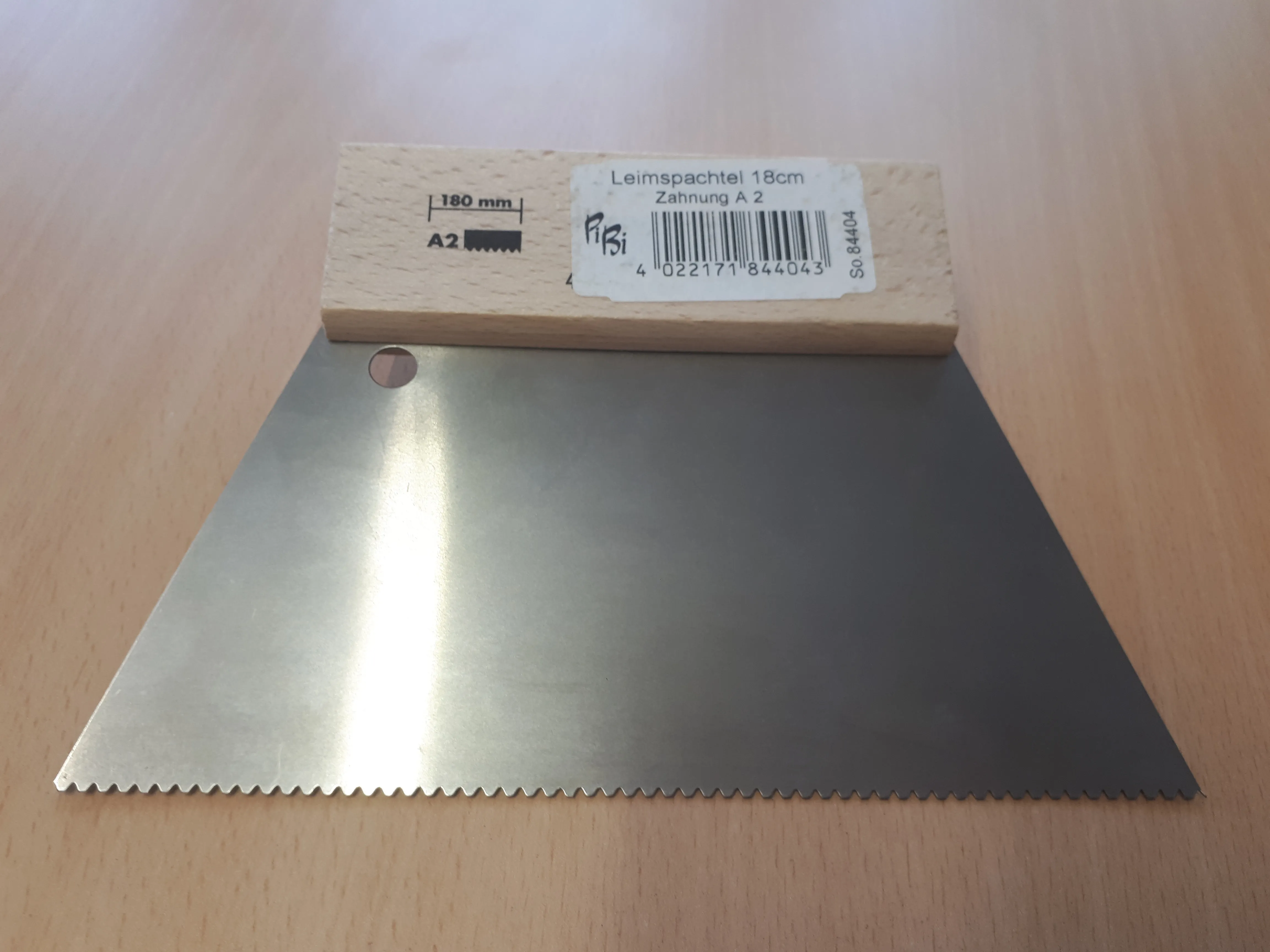 \\Ad.wurzbacher.de\systems\Allgeier\ShopBilder\Werkzeug und Zubehör\Zahnspachtel A2 Eigenaufnahme.jpg