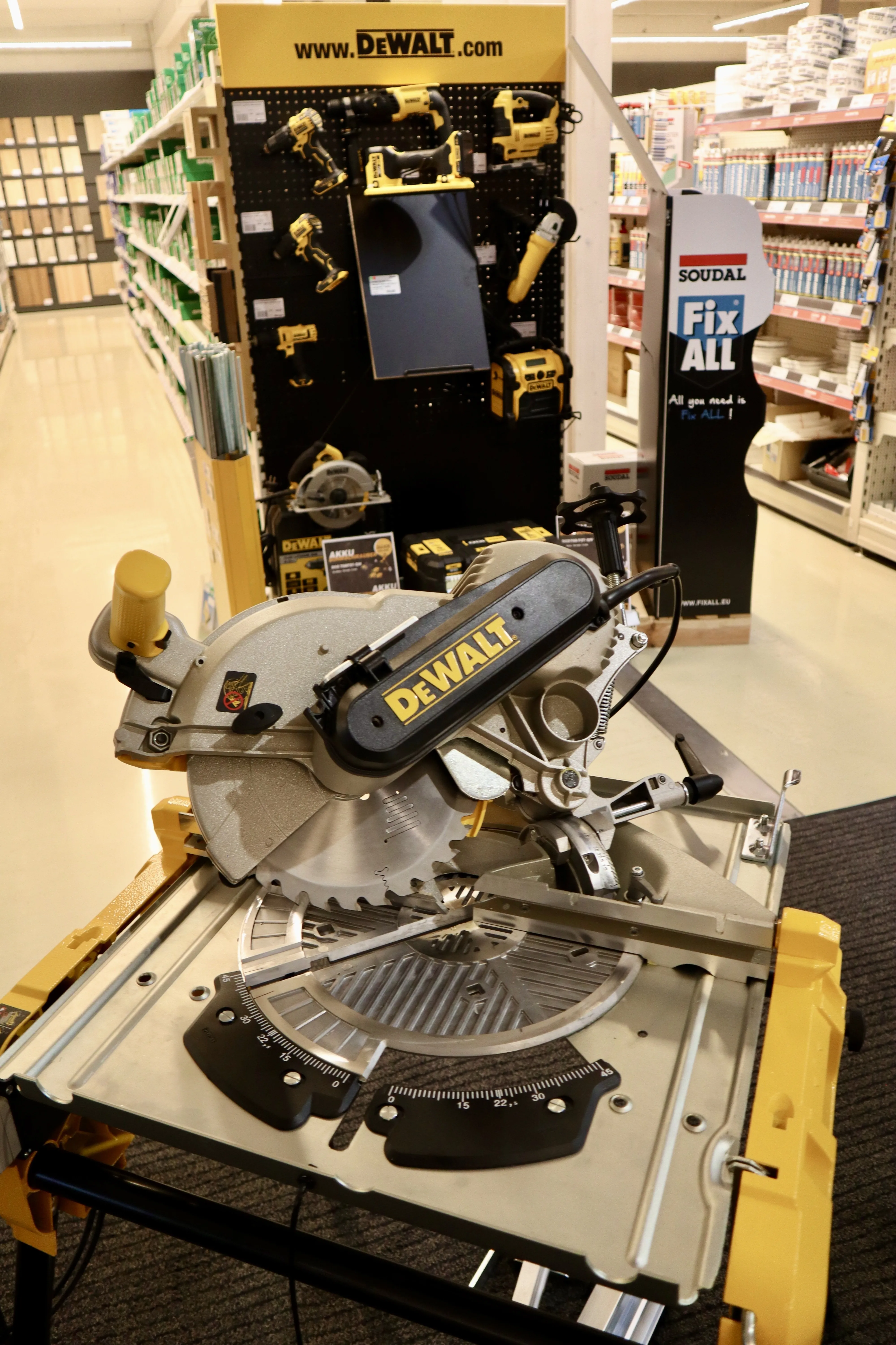 Dewalt  Tisch-, Kapp-, Gehrungss&auml;ge