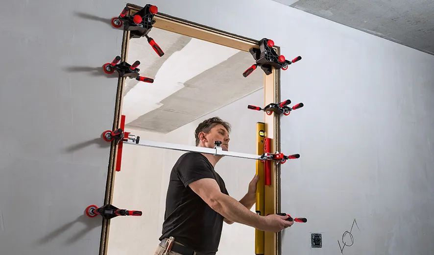 T&uuml;rfutterstreben-Set